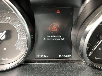 Jaguar E-Pace 2.0 d 150 AWD picture 22