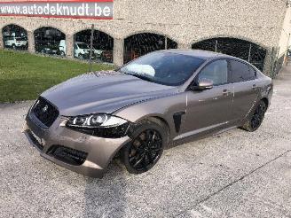 Jaguar XF 2.2 D picture 3