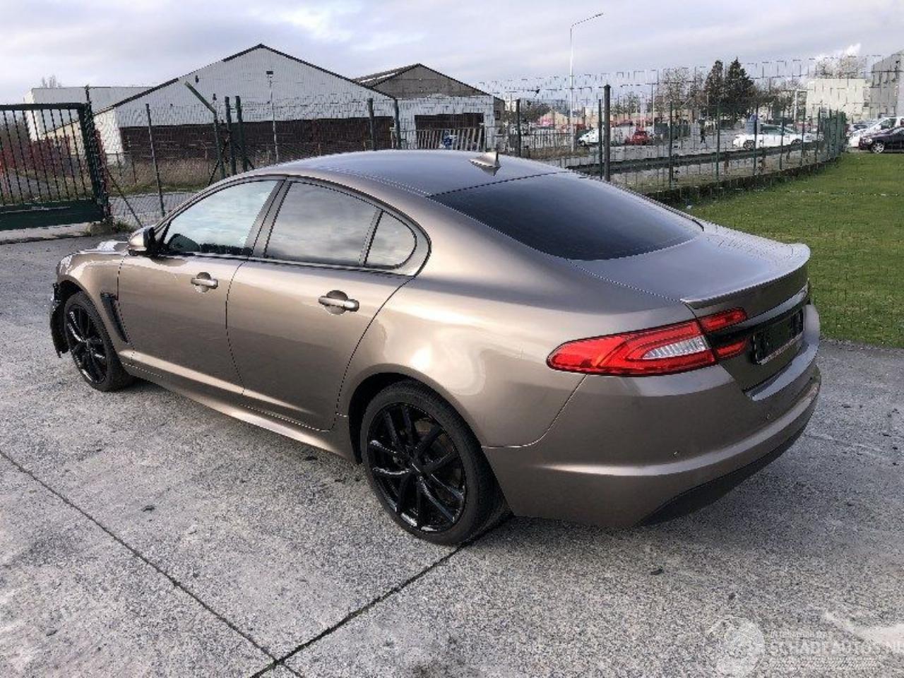 Jaguar XF 2.2 D