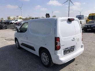 Opel Combo 1.5 cdti CARGO picture 3