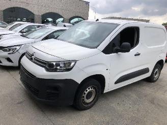 skadebil auto Citroën Berlingo 1.5 hdi 2020/11