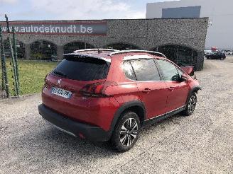 skadebil auto Peugeot 2008 1.6 HDI 2016/6