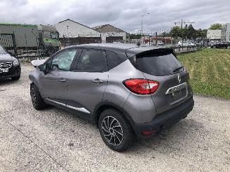skadebil auto Renault Captur 1.5 DCI 2014/8