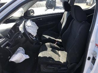 Suzuki Swift 1.2 picture 10