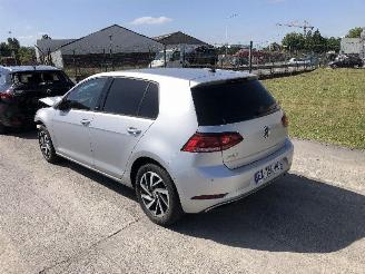 krockskadad bil auto Volkswagen Golf 1.0TSI  SOUND 2018/5
