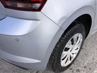 Volkswagen Polo 1.6 TDI picture 10