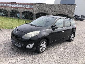 krockskadad bil auto Renault Scenic GRAND SCENIC 1.9 DCI 2010/11