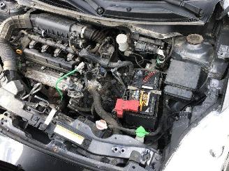 Suzuki Swift 1.2 GL picture 17