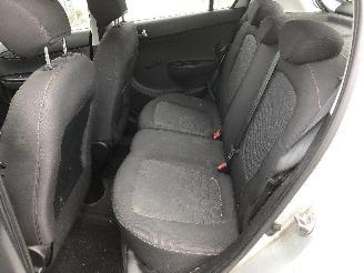 Hyundai I-20 1.2 picture 10