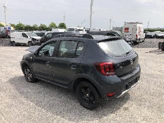 krockskadad bil auto Dacia Sandero 0.9 T 2019/7