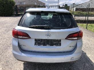 Opel Astra 1.6 CDTI B16DTU picture 14