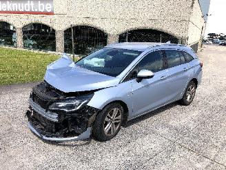 Opel Astra 1.6 CDTI B16DTU picture 3