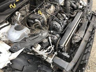 Volkswagen Polo 1.0 picture 16