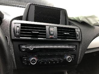 BMW 1-serie 116i picture 16