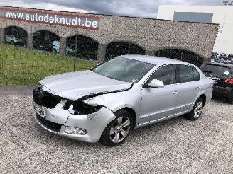 Skoda Superb 1.6 TDI picture 2