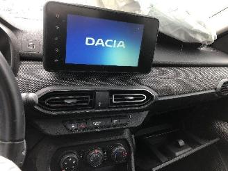 Dacia Sandero 1.0 picture 18