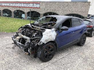 Renault Captur 1.3 HYBRIDE 140 picture 3