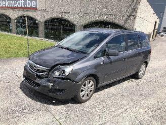 Opel Zafira 1.7 CDTI 7 PLACES picture 4