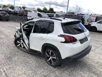 Peugeot 2008 1.2  Gt Line picture 2