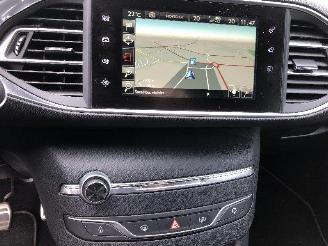 Peugeot 308 SW  1.6 THP 205 PS picture 10