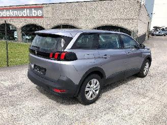 skadebil auto Peugeot 5008 1.2 T   7 PLACES 2020/12
