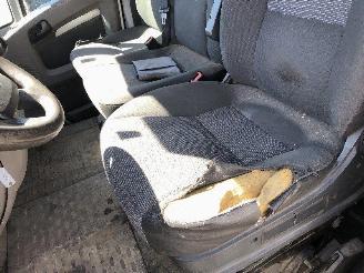 Peugeot Boxer 2.2 HDI picture 14