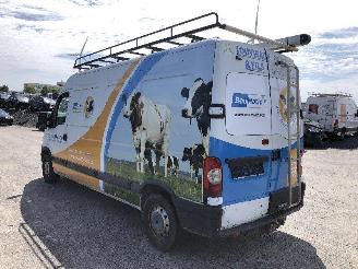 Renault Master 2.5 DTI picture 4