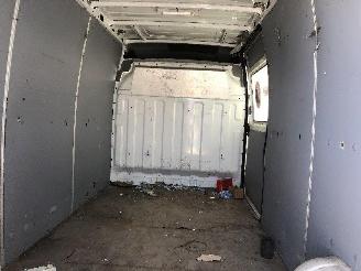 Renault Master 2.5 DTI picture 17
