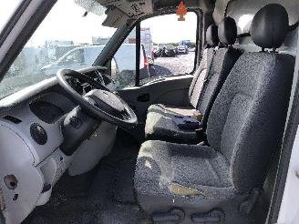 Renault Master 2.5 DTI picture 6