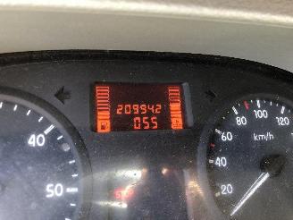 Renault Master 2.5 DTI picture 8