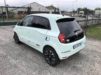krockskadad bil auto Renault Twingo 1.0 2019/5