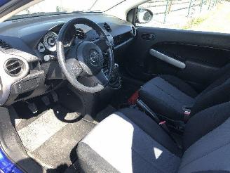 Mazda 2 1.4 I picture 5