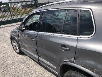 Volkswagen Tiguan 2.0 TDI  CUVE picture 12