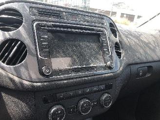 Volkswagen Tiguan 2.0 TDI  CUVE picture 15