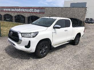Unfallwagen Toyota Hilux 2.4 D4D 2021/4
