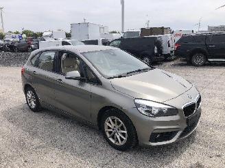Damaged car BMW 2-serie 216 d ADVANTAGE 2016/9