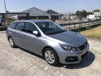 Peugeot 308 COMBI  1.2 TURBO picture 3