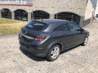Vaurioauto  passenger cars Opel Astra 1.7 CDTI GTC 2009/2
