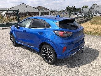 Voiture accidenté Ford Puma 1.0 HYBRIDE   ST LINE 2020/10