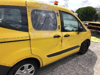 Ford Tourneo Courier 1.0 TREND picture 10