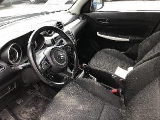 Suzuki Swift 1.2 GL picture 5