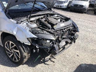 Volkswagen Golf 1.0TSI  SOUND picture 9