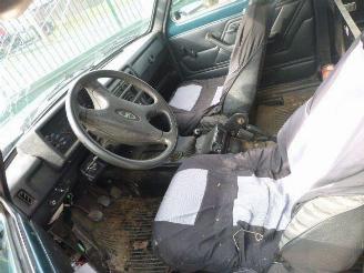 Lada Niva 1.7 i  4x4 picture 6