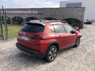 damaged passenger cars Peugeot 2008 1.6 HDI 2016/6