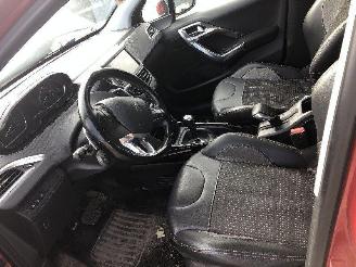 Peugeot 2008 1.6 HDI picture 6