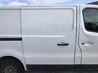 Renault Trafic 1.6 dci picture 15