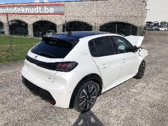 uszkodzony samochody osobowe Peugeot 208 GT  1.2 2021/10