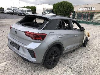 Vrakbiler auto Volkswagen T-Roc 1.5 TSI 2024/3