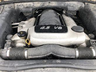 Porsche Cayenne 4.5  V8 picture 12