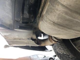 Porsche Cayenne 4.5  V8 picture 21